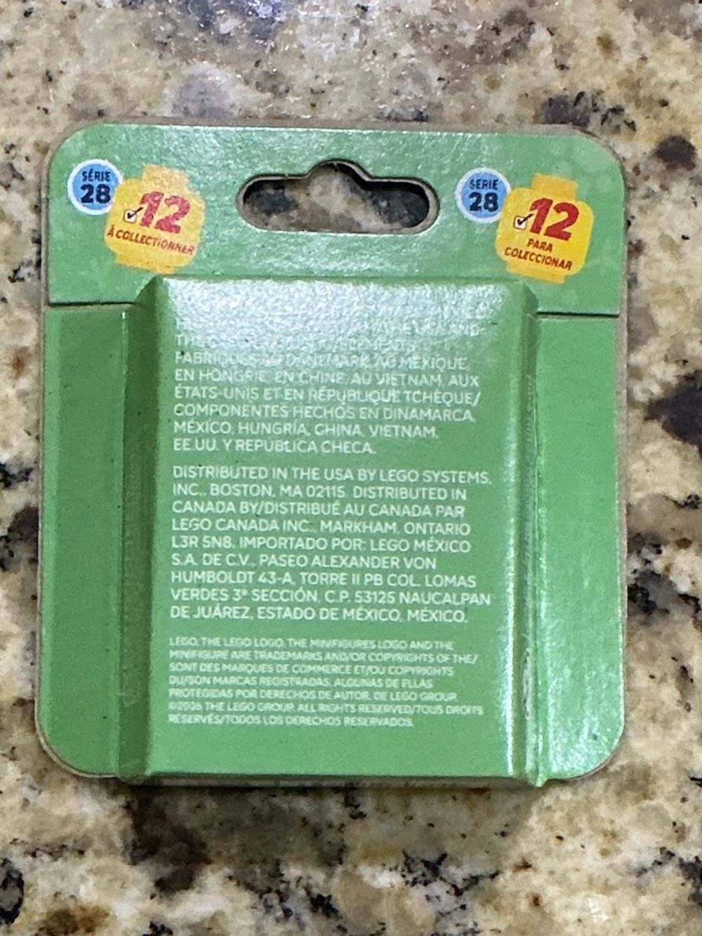 LEGO Monkey Minifigures Series 28 - Picture 2 of 4